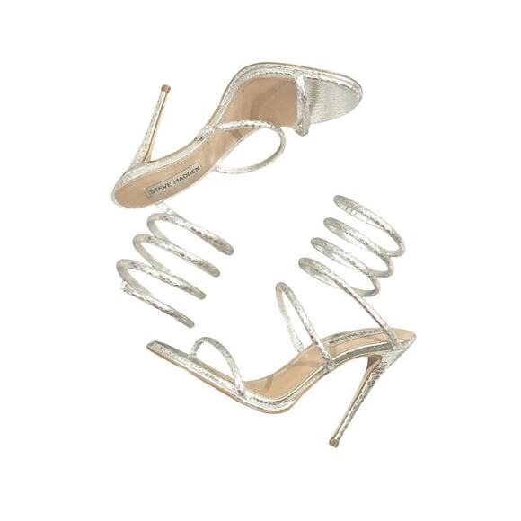 Steve Madden EXOTICA Strappy Sandal Silver Size 6 NWOT - Picture 4 of 9